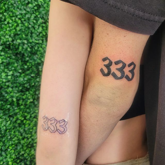 tatouage couple 333