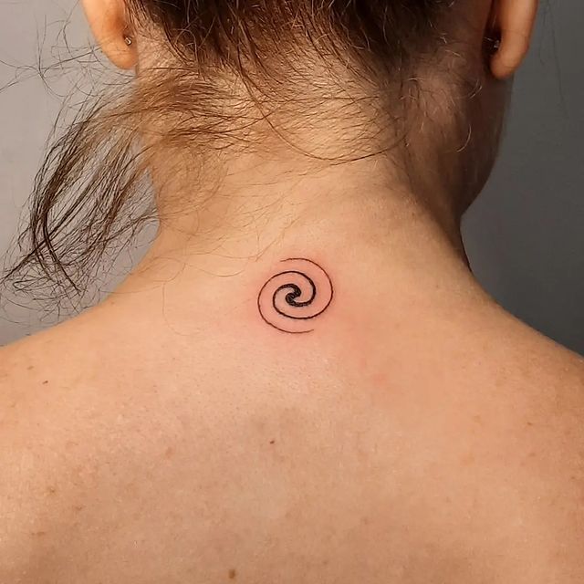 tatouage en spirale