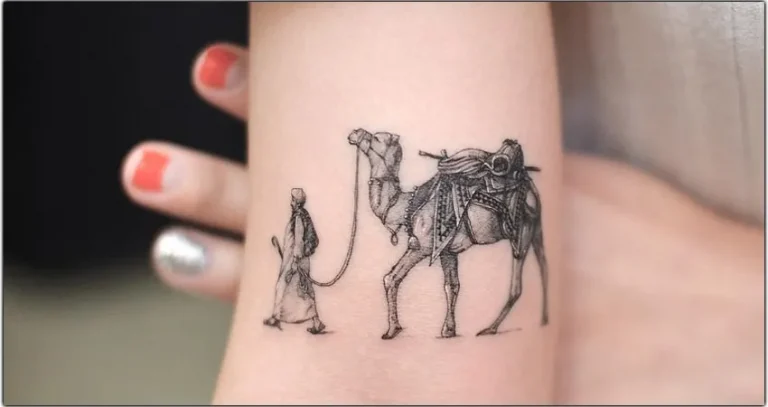 Tatouage de chameau : Symbolisme, signification et plus