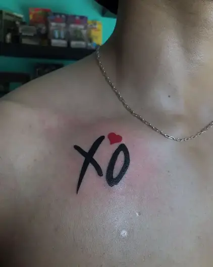 Significations du tatouage XO : une perspective culturelle et personnelle »