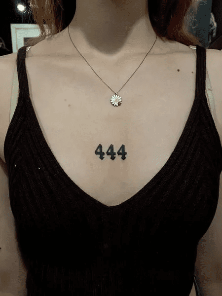 Signification Tatouage 444 (bonne fortune)